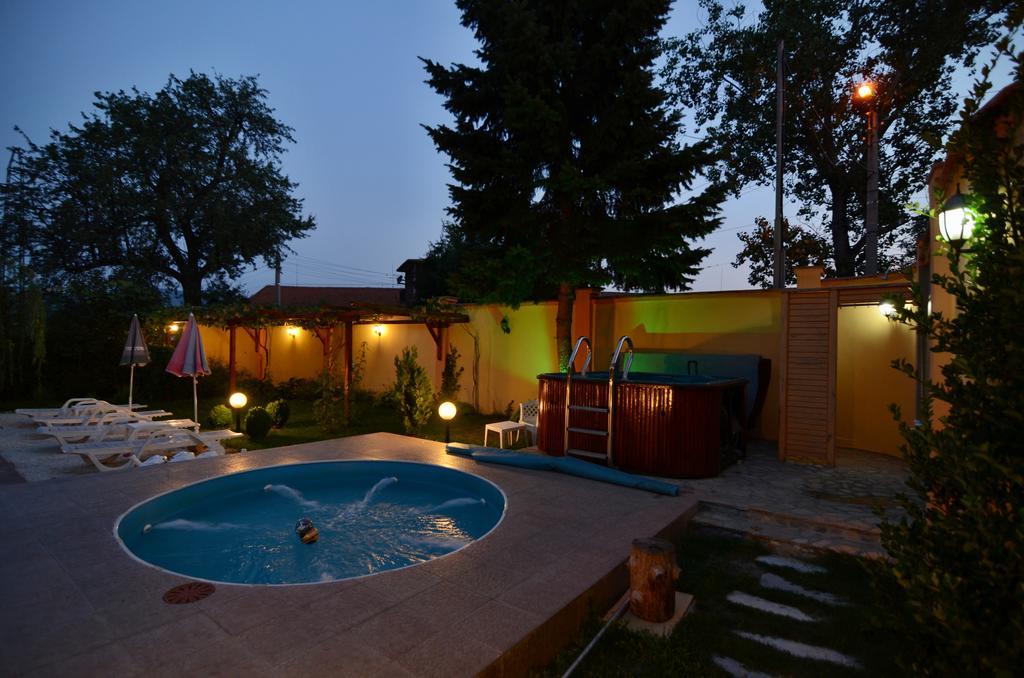 Family Hotel IV Велинград Экстерьер фото